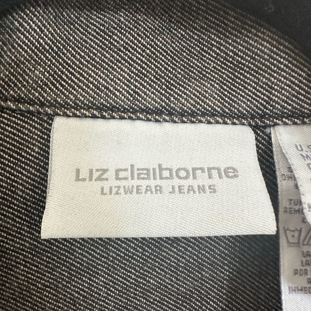 Liz Claiborne BLACK 1990s DISTRESSED EMBROIDERED FLORAL DENIM JACKET, Small - Picture 10 of 10